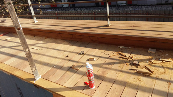 ahap deck, balkon deck kaplama, ahap deck uygulama, ahap deck lleri, karo deck, deck kaplama, deck deme ustas, deck deme fiyatlar, mraniye, ahap deck deme